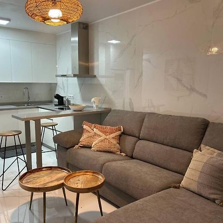 Moderno Apartamento Cerca Al Mar Тиас Экстерьер фото