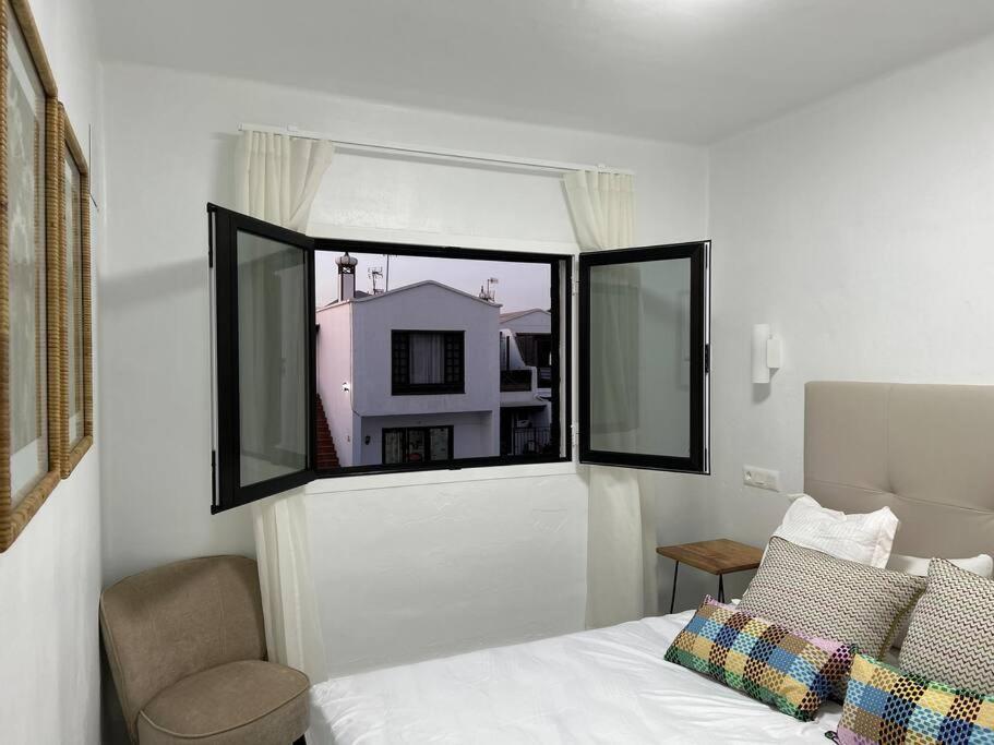 Moderno Apartamento Cerca Al Mar Тиас Экстерьер фото