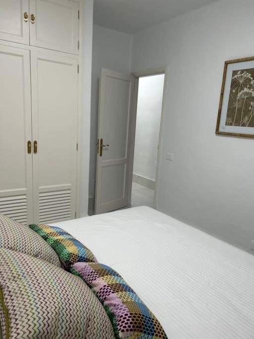 Moderno Apartamento Cerca Al Mar Тиас Экстерьер фото
