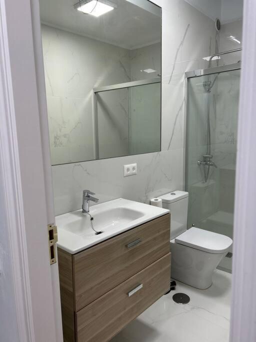 Moderno Apartamento Cerca Al Mar Тиас Экстерьер фото