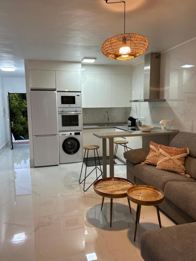 Moderno Apartamento Cerca Al Mar Тиас Экстерьер фото