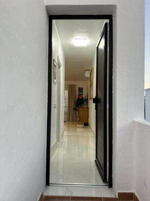 Moderno Apartamento Cerca Al Mar Тиас Экстерьер фото