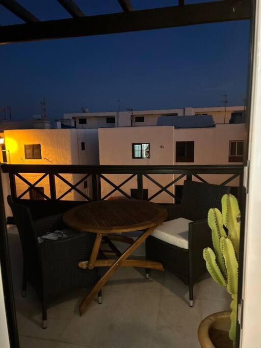 Moderno Apartamento Cerca Al Mar Тиас Экстерьер фото
