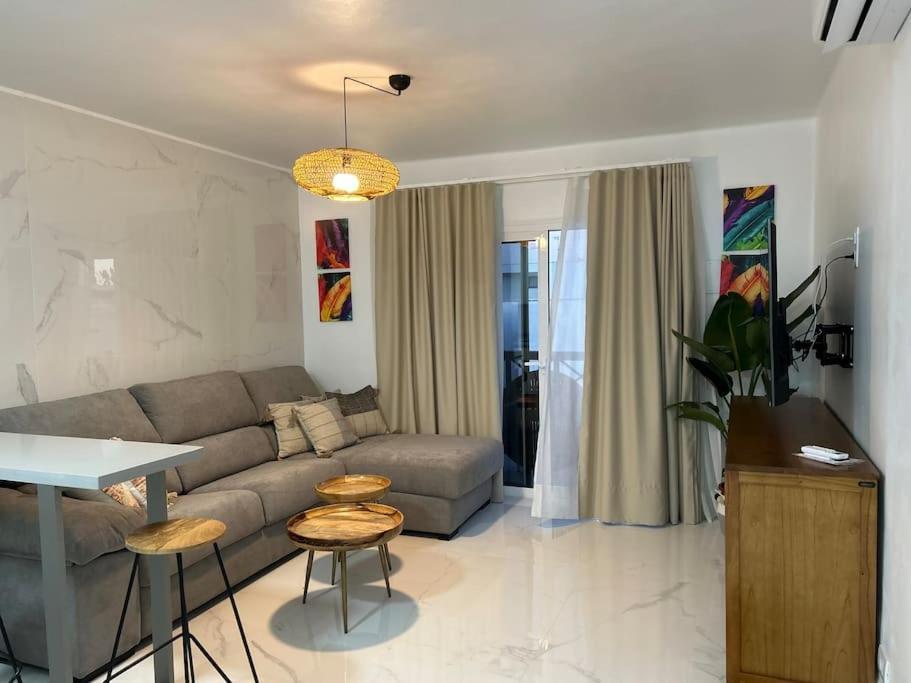 Moderno Apartamento Cerca Al Mar Тиас Экстерьер фото